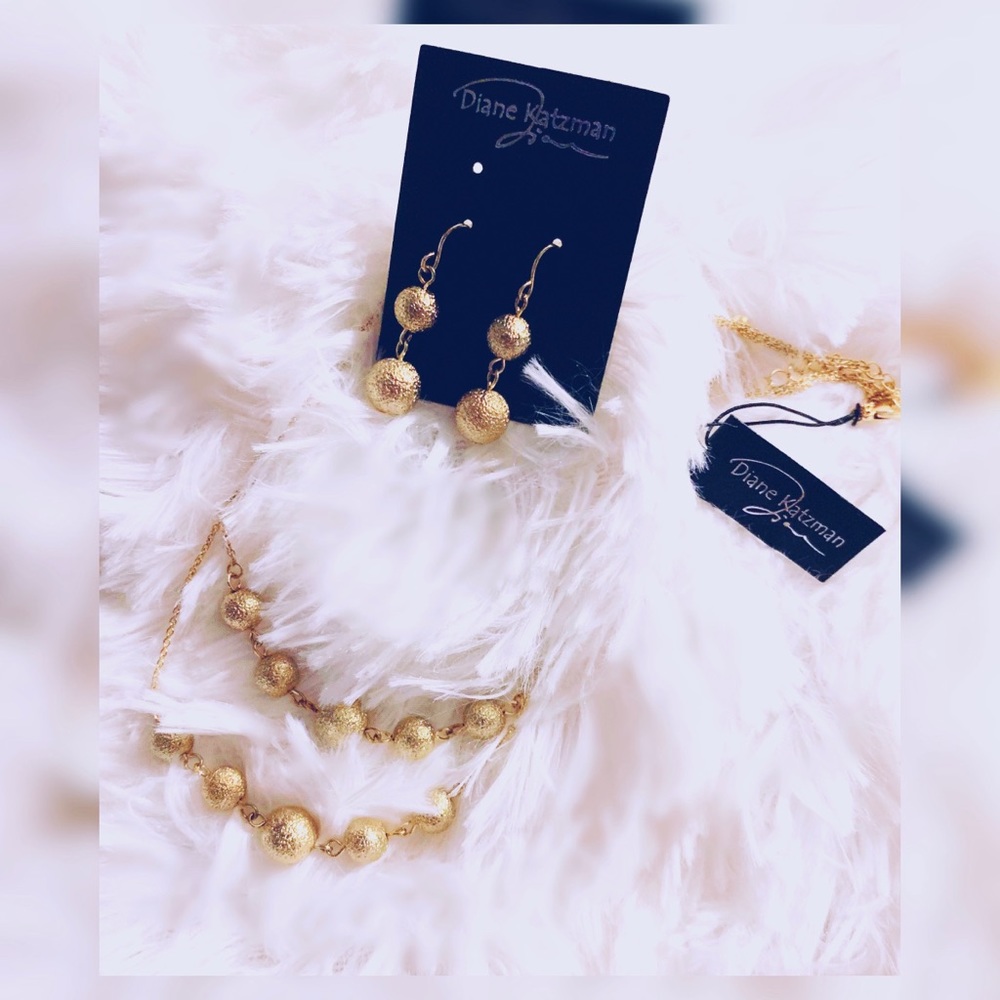 ✨Gold Stardust Necklace and Earring Set ✨